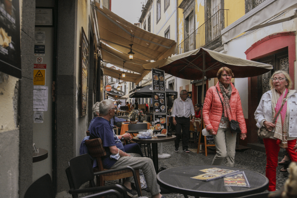 Ulice mesta Funchal na Madeire.