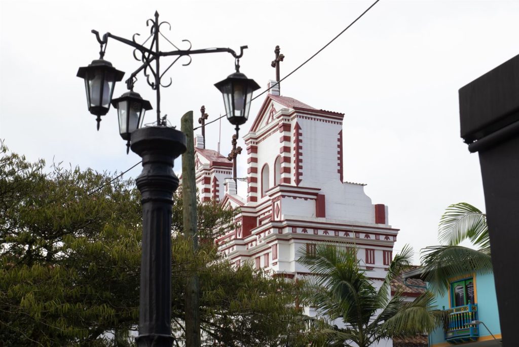 Kostol Iglesia de Nuestra Señora del Carmen, Guatapé.
