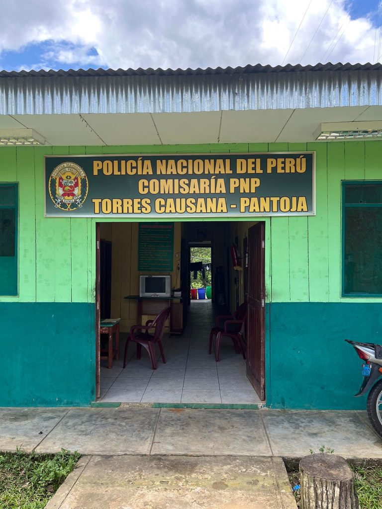 Policajná stanica v Pantocha, Peru.