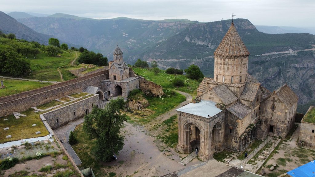 6 TOP vecí v Tatev, Arménsko. 