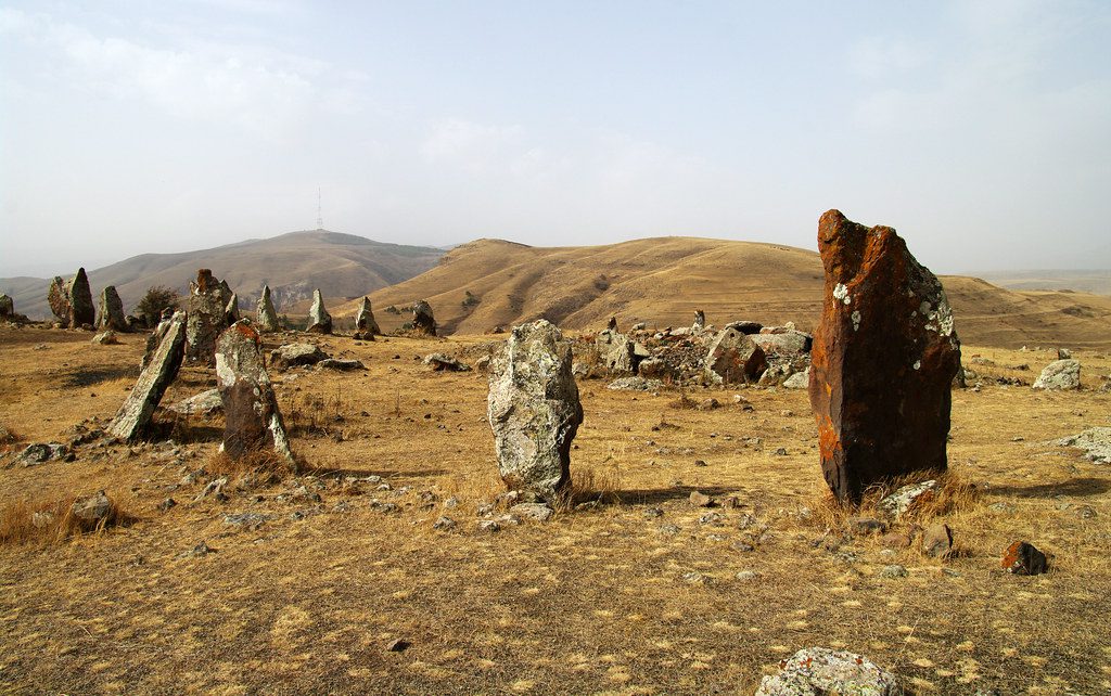 Karahunj alebo Zorats Karer neďaleko Gorisu v Arménsku. 