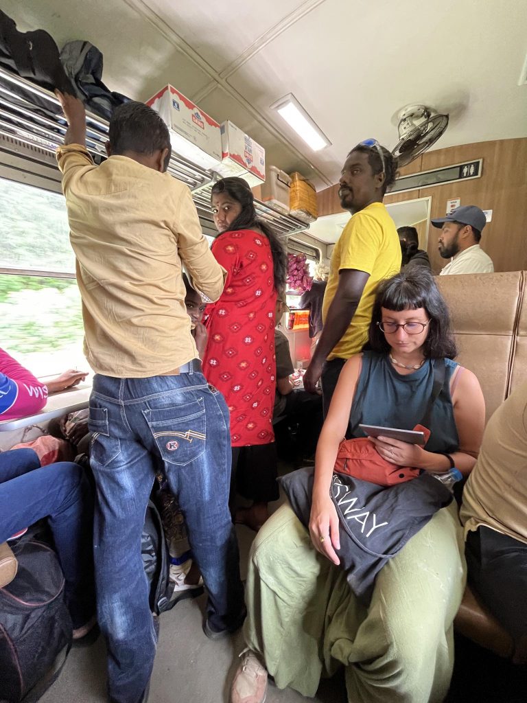 Cestovanie vlakom po Sri Lanke.