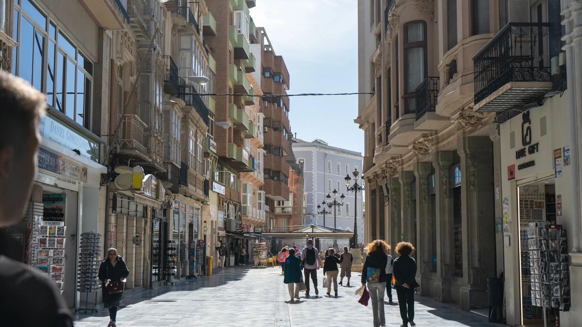 Cartagena, Španielsko: 19 vecí, čo vidieť 6 Hlavná ulica Cartageny Calle Mayor.