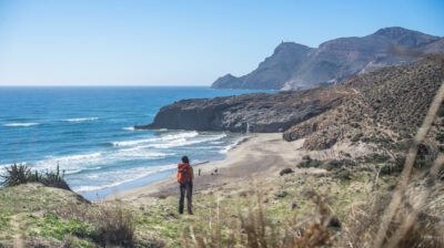 Jar prišla do národného parku Cabo de Gata už začiatkom februára.
