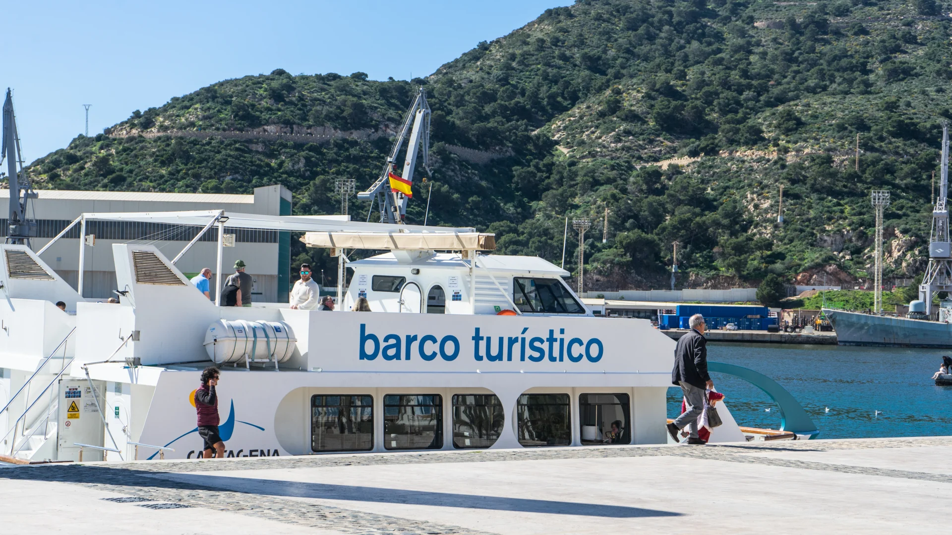 Cartagena, Španielsko: 19 vecí, čo vidieť 18 Barco Turístico - výletné plavby loďou v Cartagene.